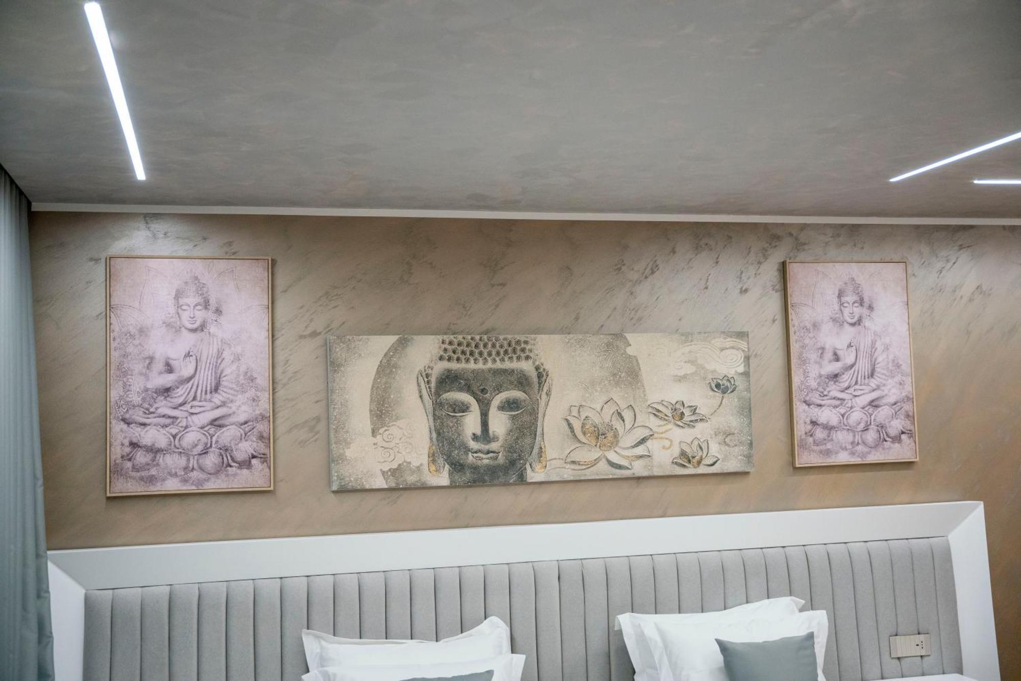 Hotel Pernoca Durres Exterior photo